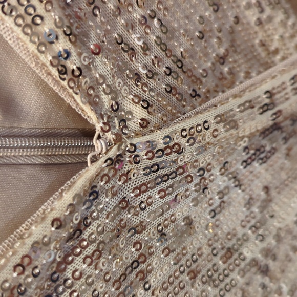 Lauren Ralph Lauren gold dress - Picture 2 of 9